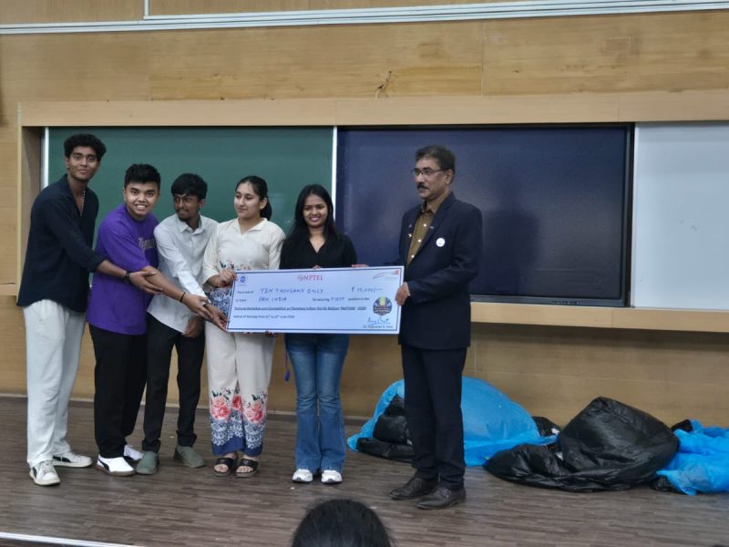 “Drishtian Excels at IIT Bombay, Secures National First Prize Amid IIT and MIT Participants!” 3